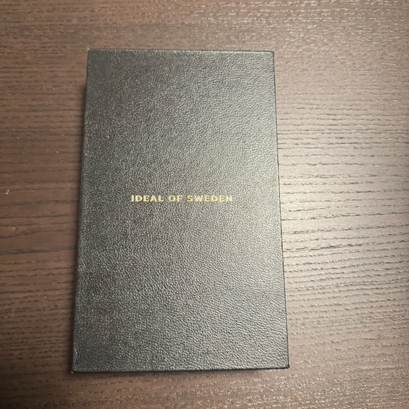 Statement Case 12 Pro Max Neo Noir Croco Strap Handle - Picture 2 of 11